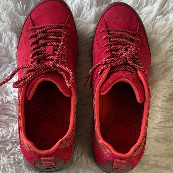 Dansko Paisley Red Women's Sneakers - Picture 15 of 16